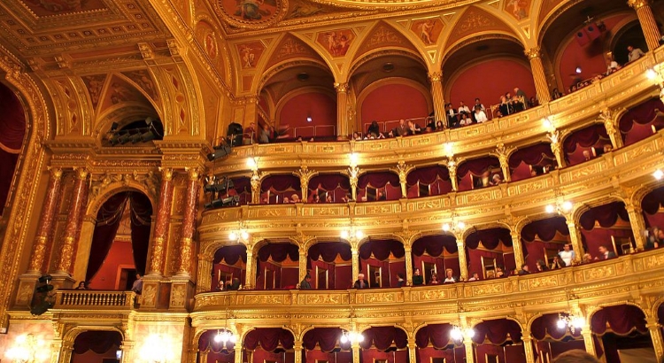 Budapest_Opera_House_interior_750x410